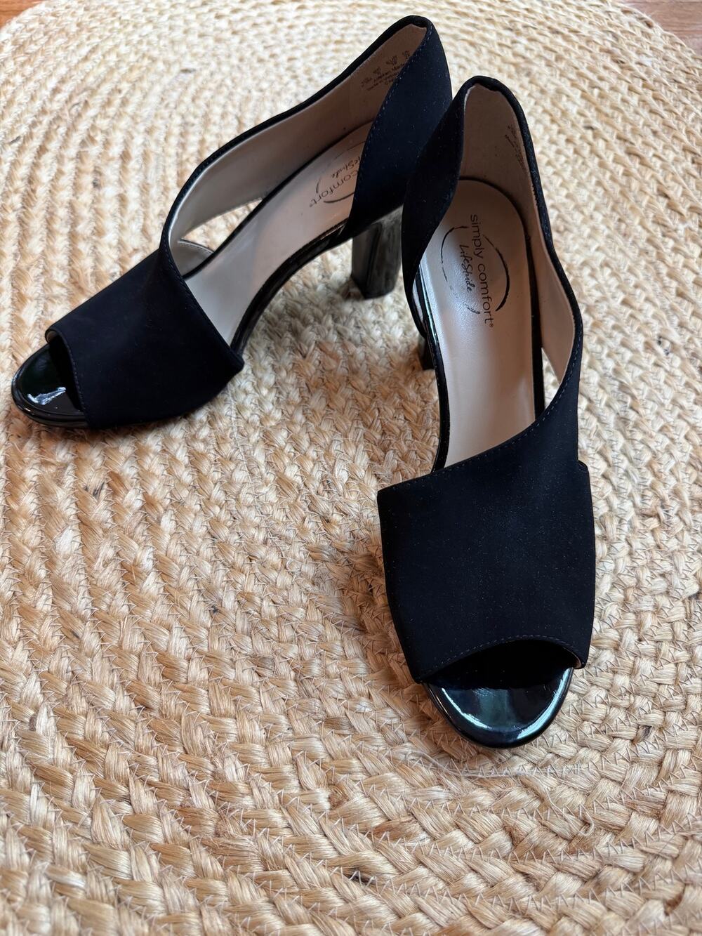 LifeStride Simply Comfort Black Caren Peep Toe Heeled Sandals Size 8.5M NWOB